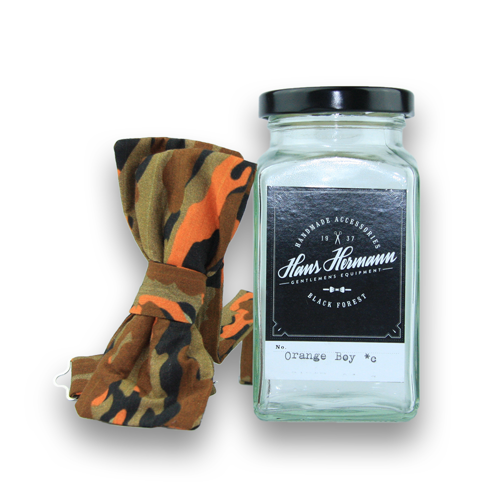 Hans Hermann Fliege - Orange Boy C mit Glas